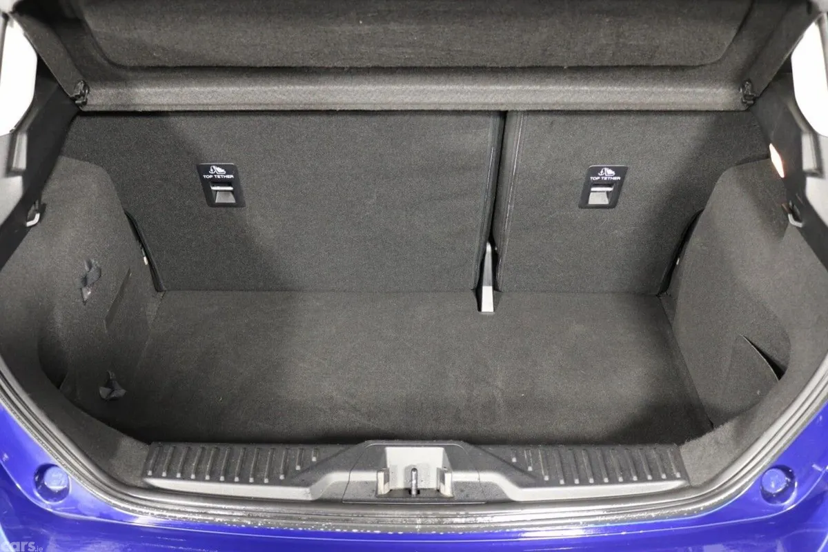 Ford Fiesta Hatchback, Petrol, 2018, Blue