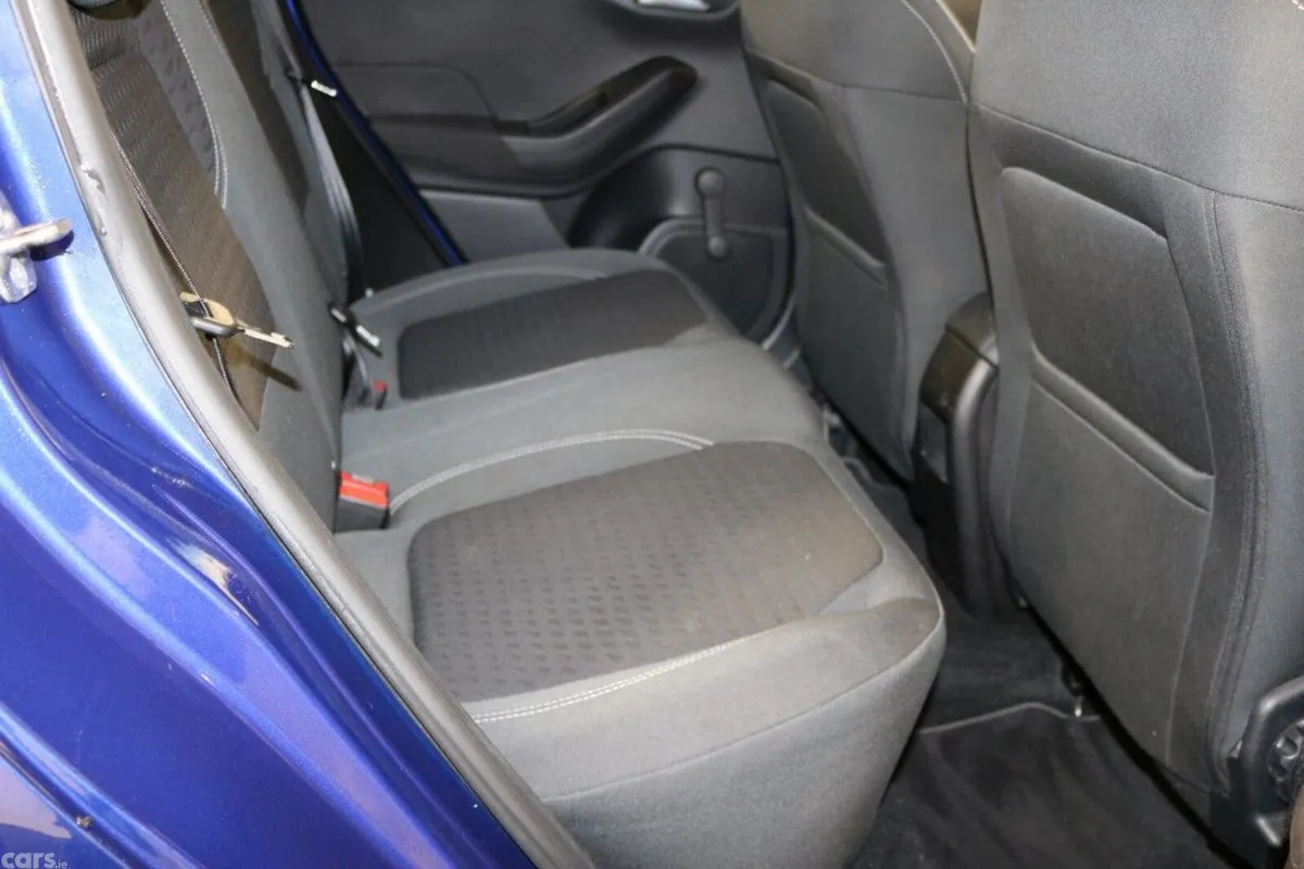 Ford Fiesta Hatchback, Petrol, 2018, Blue