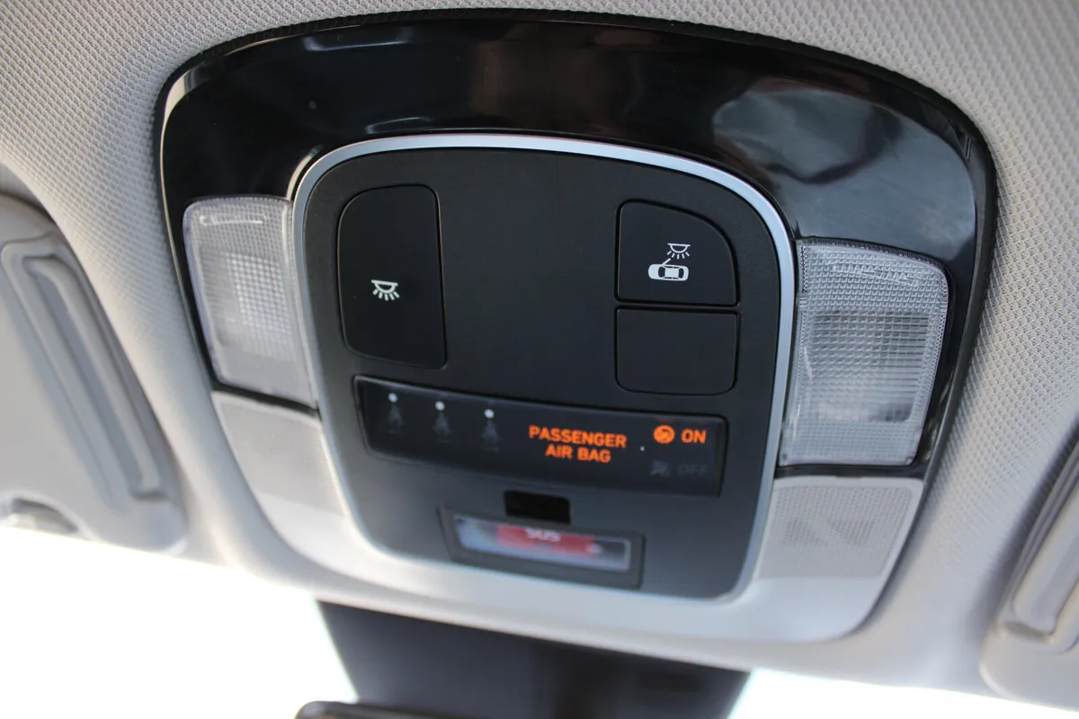 Hyundai Tucson SUV, Petrol Hybrid, 2024, White