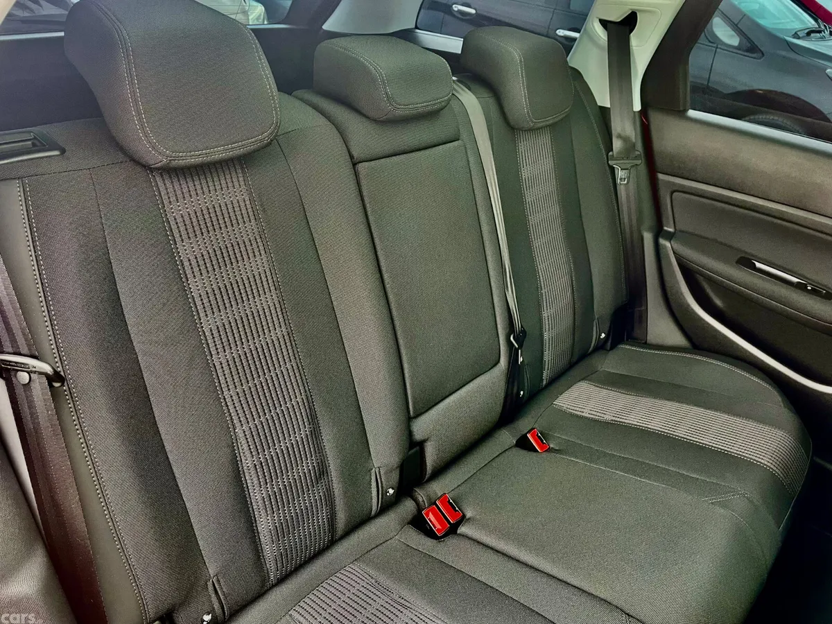 Peugeot 308 Estate, Diesel, 2018, Red