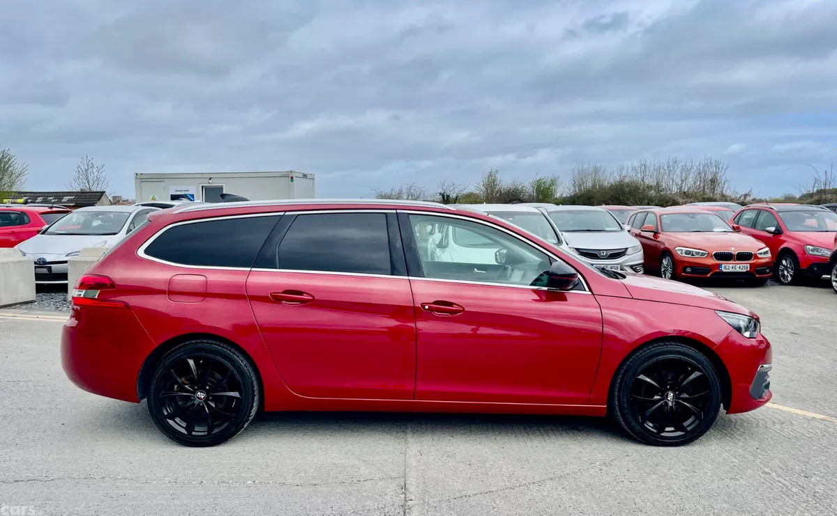 Peugeot 308 Estate, Diesel, 2018, Red