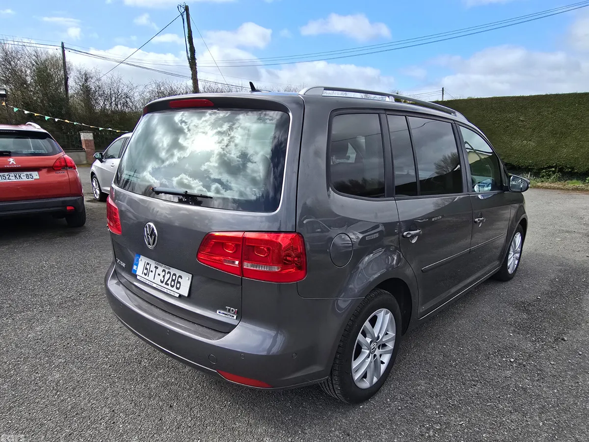 Volkswagen Touran MPV, Diesel, 2015, Grey