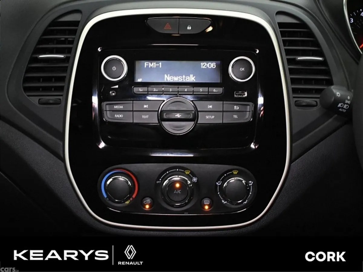 Renault Captur SUV, Petrol, 2020, Blue