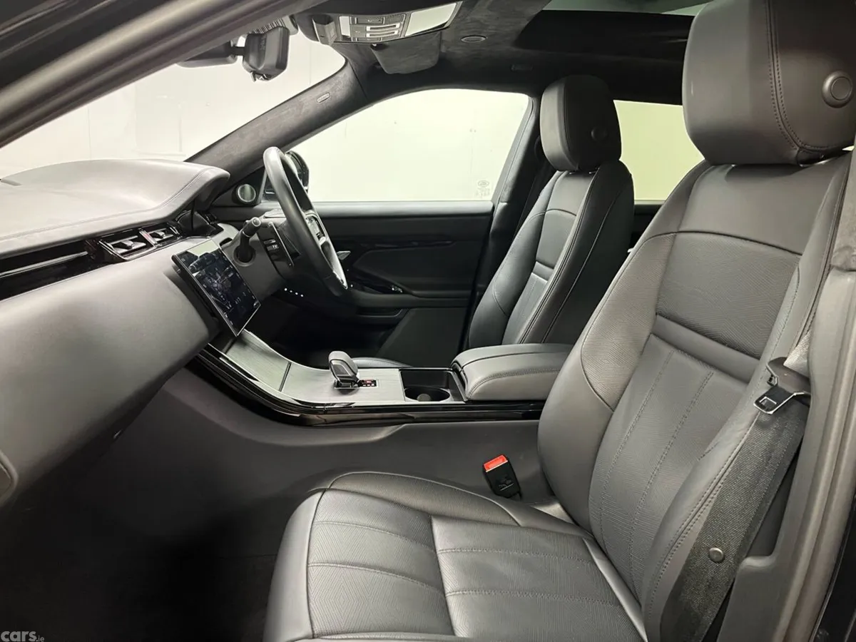 Land Rover Range Rover Evoque SUV, Petrol Hybrid, 2025, Black