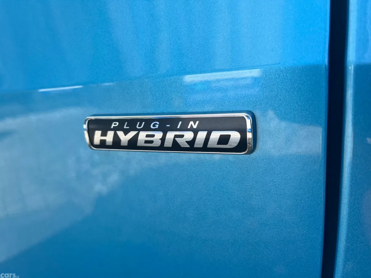 Ford Tourneo Connect MPV, Petrol Plug-in Hybrid, 2026, Blue