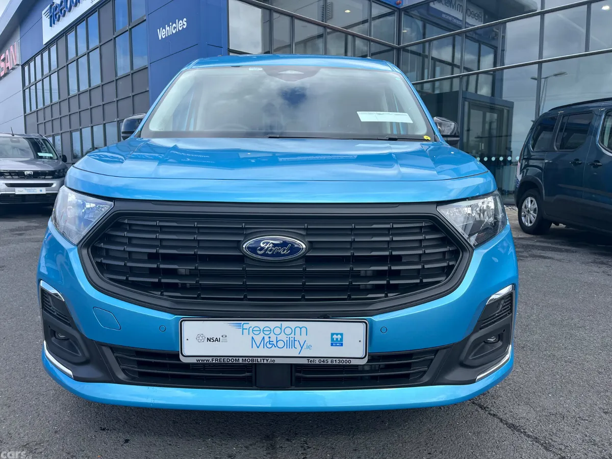 Ford Tourneo Connect MPV, Petrol Plug-in Hybrid, 2026, Blue