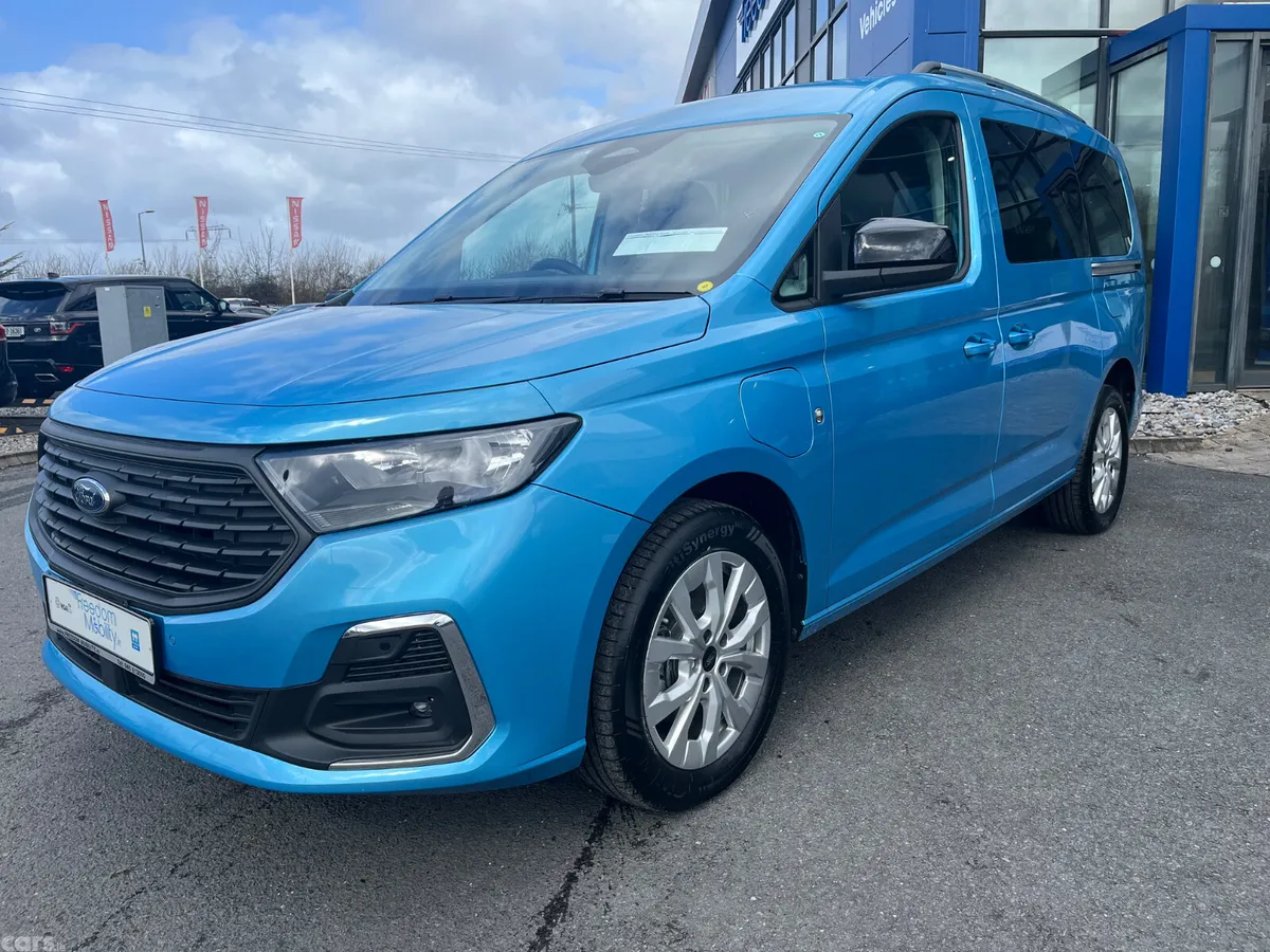 Ford Tourneo Connect MPV, Petrol Plug-in Hybrid, 2026, Blue