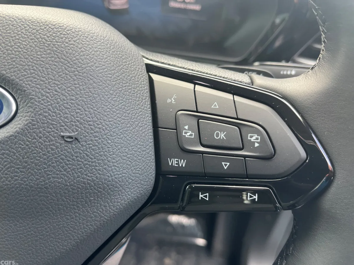 Ford Tourneo Connect MPV, Petrol Plug-in Hybrid, 2026, Blue