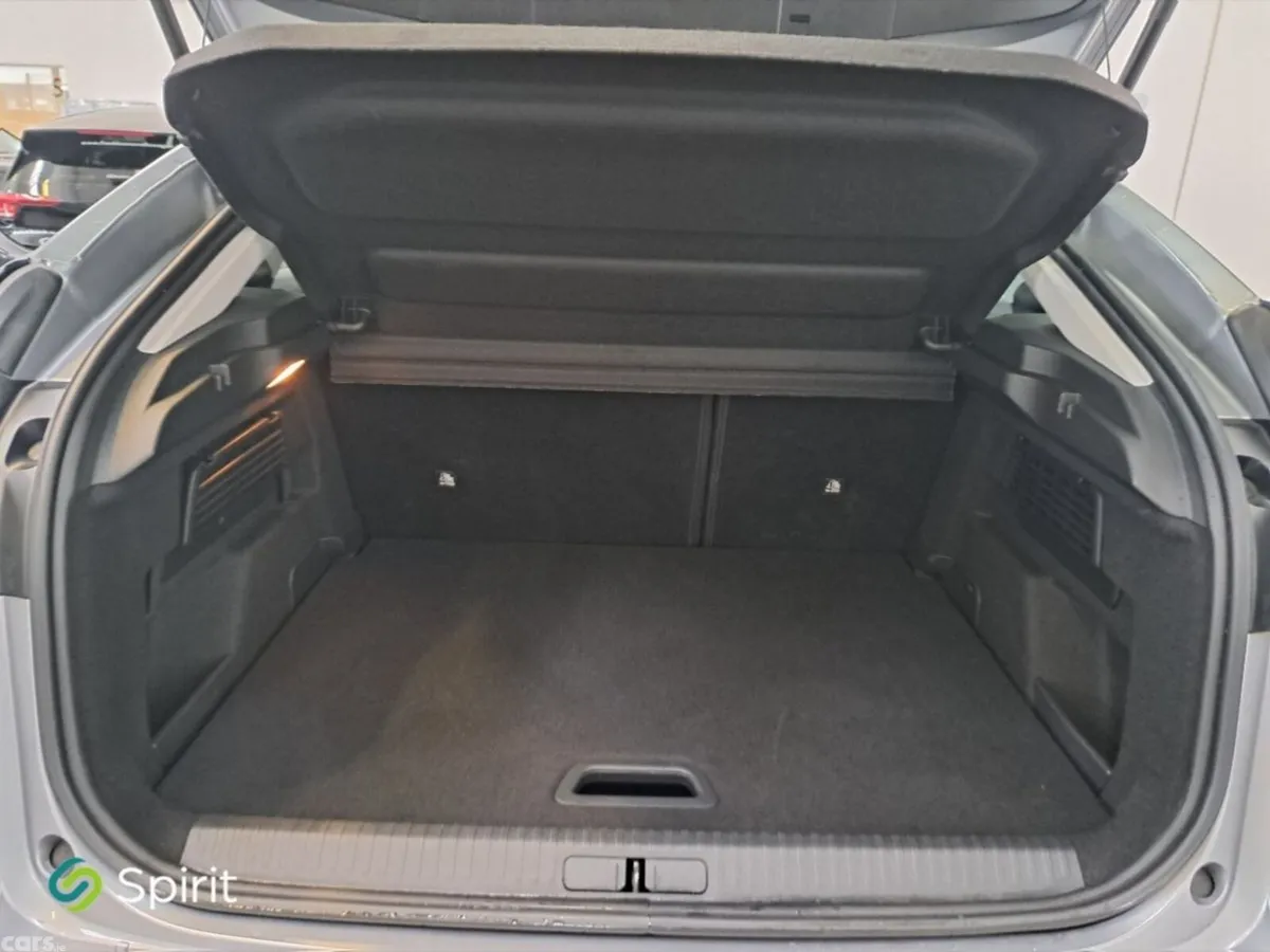 Citroen C4 Hatchback, Petrol, 2025, Grey