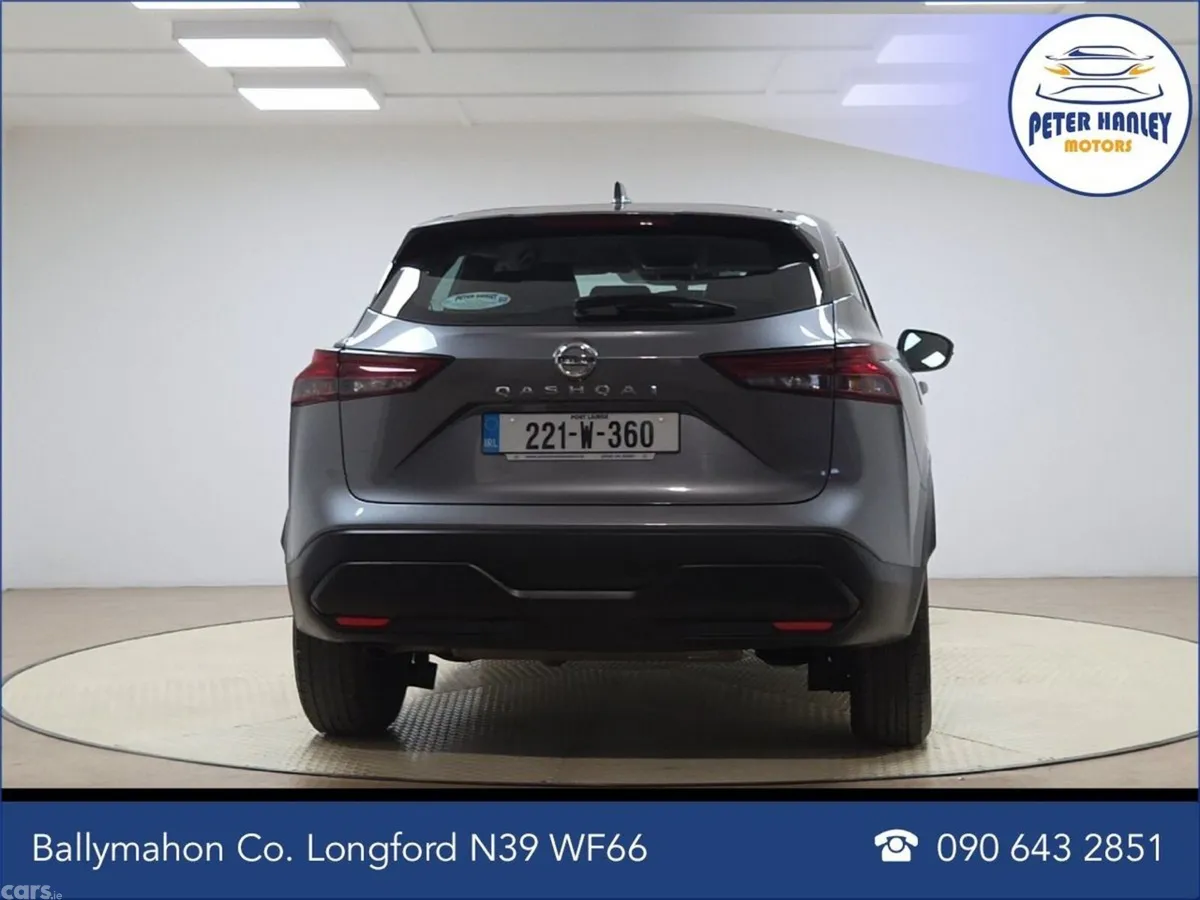 Nissan Qashqai MPV, Petrol, 2022, Grey