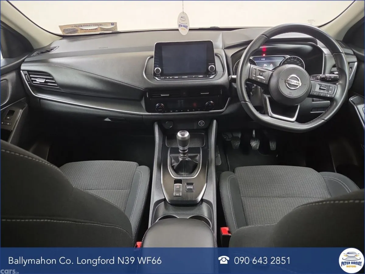 Nissan Qashqai MPV, Petrol, 2022, Grey