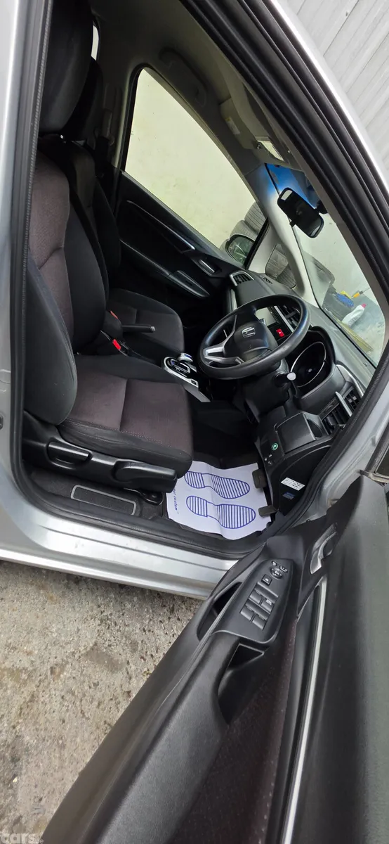 Honda Fit Hatchback, Petrol Hybrid, 2015, Blue