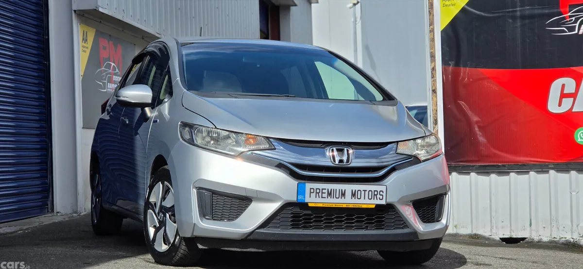 Honda Fit Hatchback, Petrol Hybrid, 2015, Blue