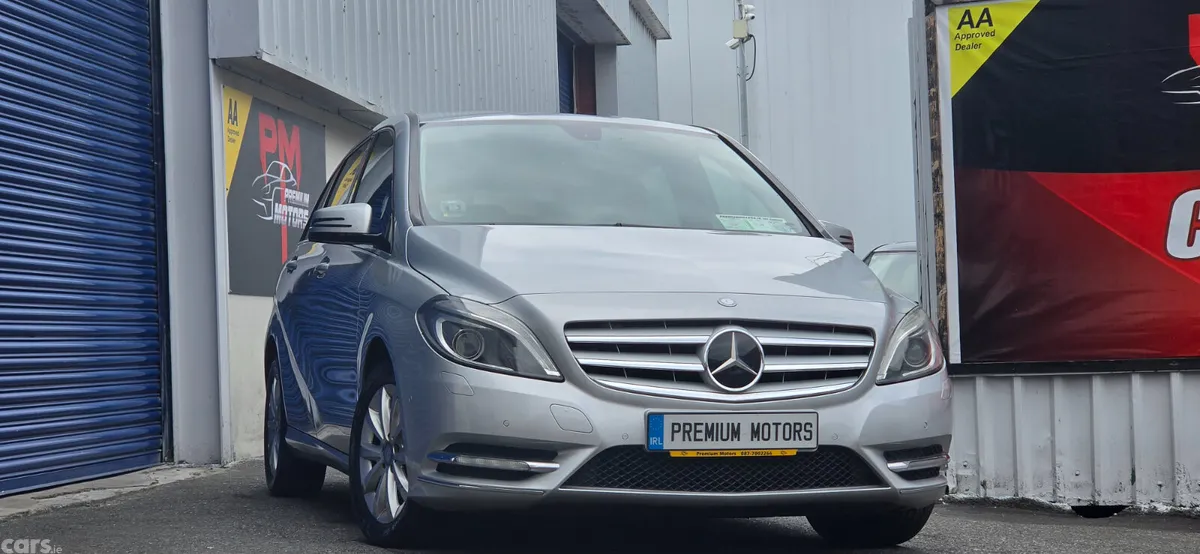 Mercedes-Benz B-Class MPV, Petrol, 2014, Silver