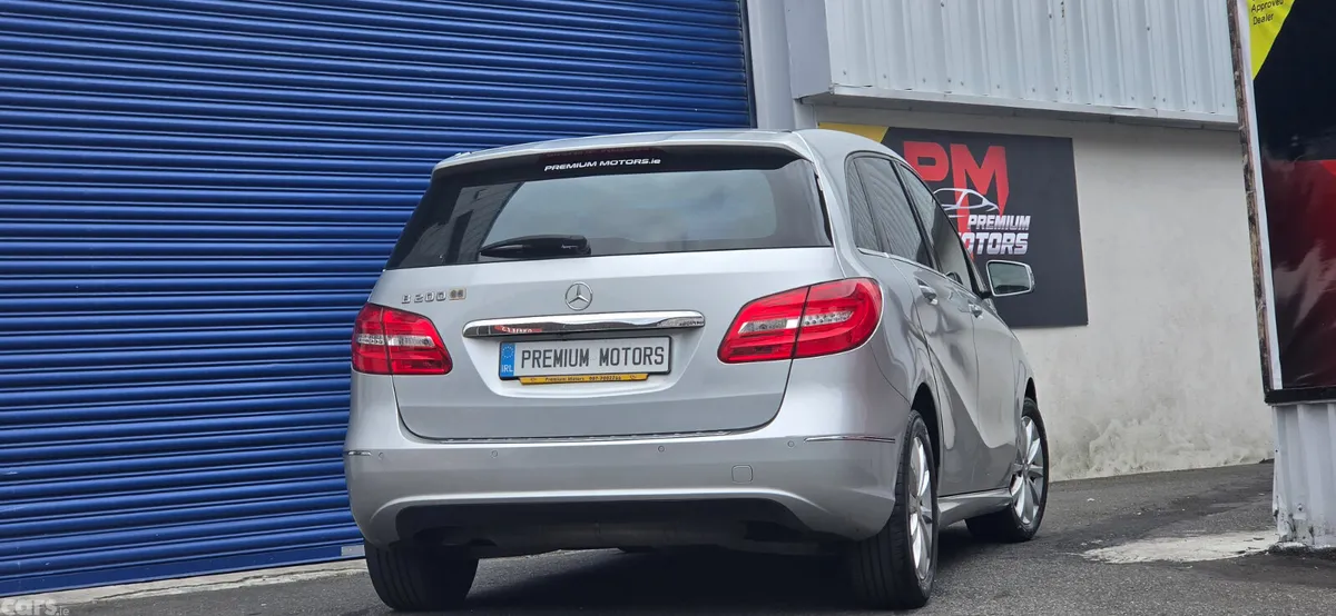 Mercedes-Benz B-Class MPV, Petrol, 2014, Silver