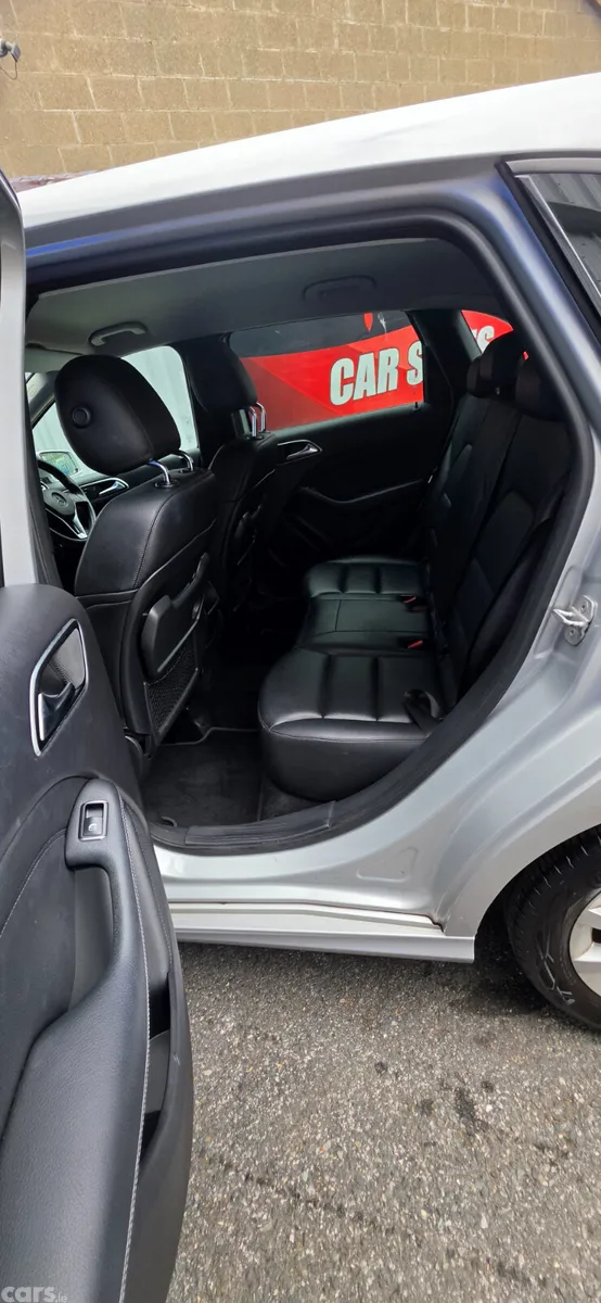 Mercedes-Benz B-Class MPV, Petrol, 2014, Silver