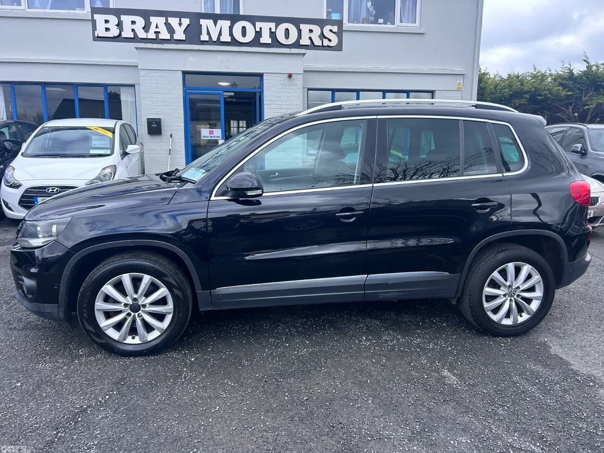 Volkswagen Tiguan SUV, Diesel, 2013, Black