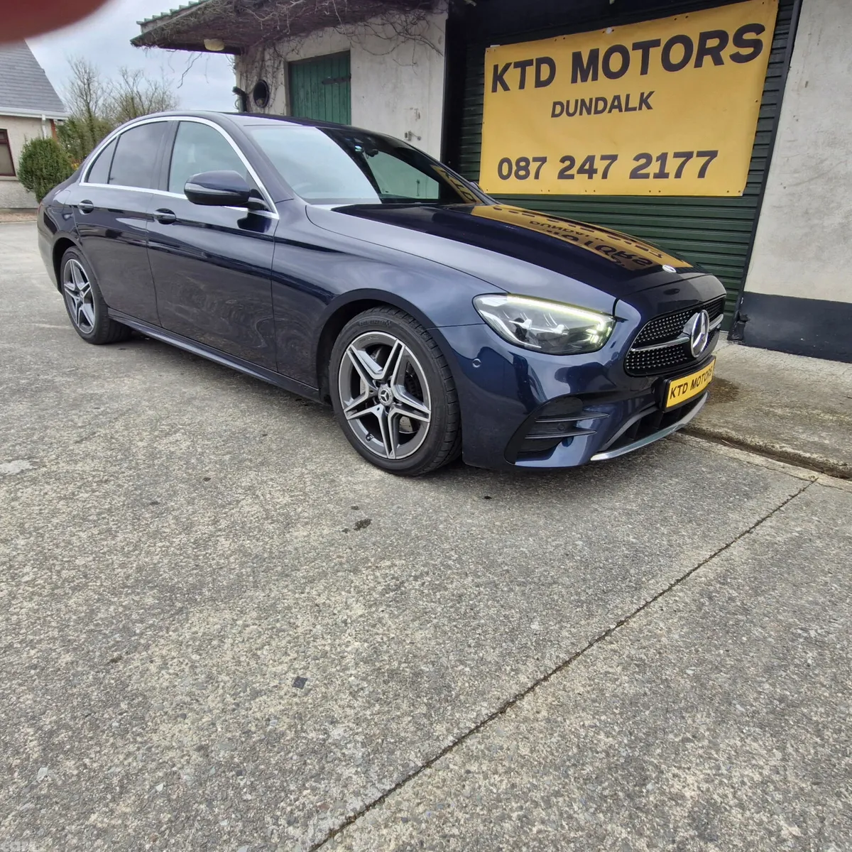 Mercedes-Benz E-Class Saloon, Diesel, 2022, Blue