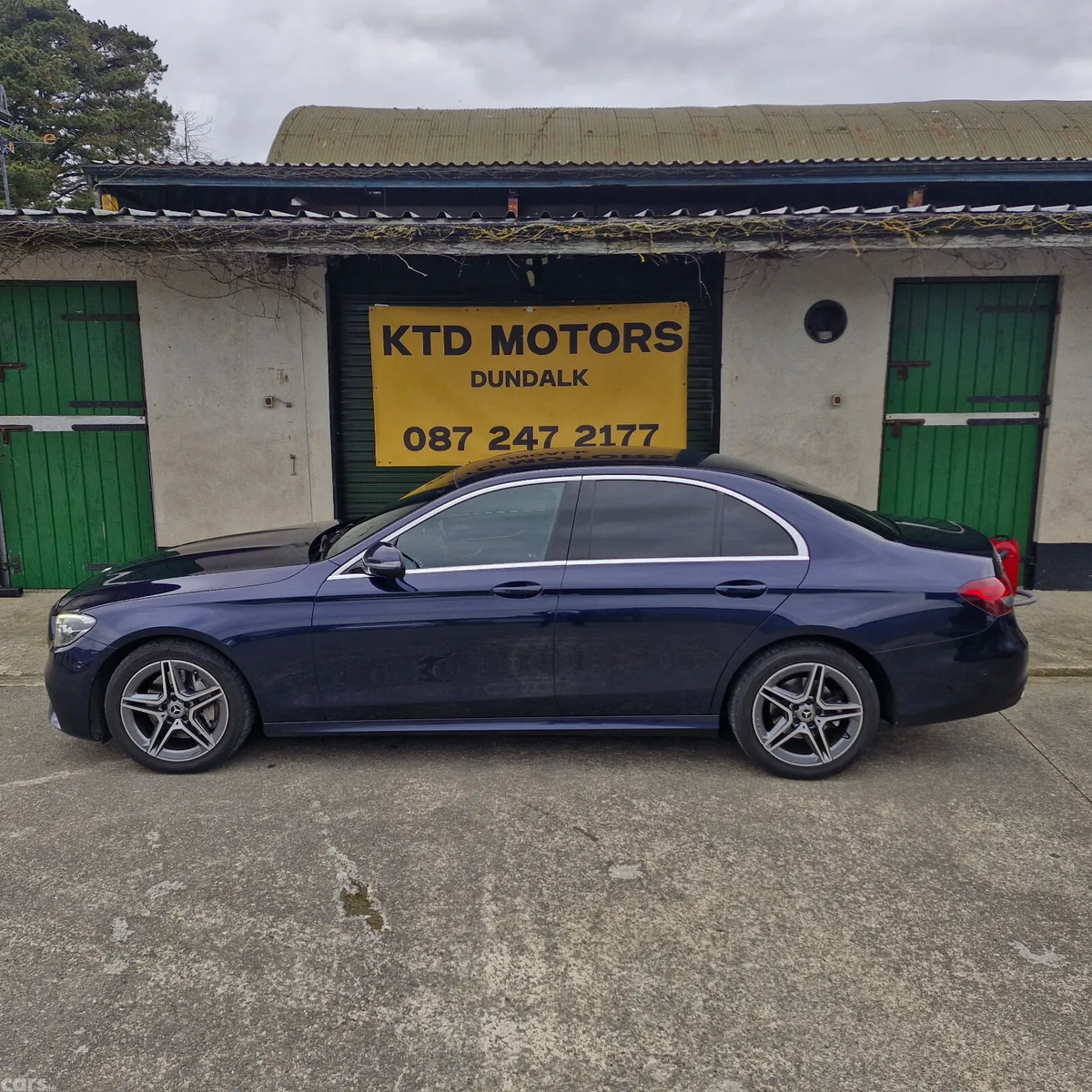 Mercedes-Benz E-Class Saloon, Diesel, 2022, Blue