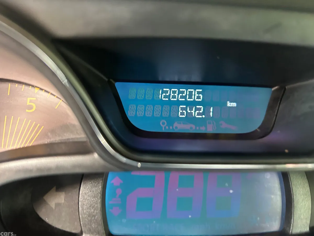 Renault Captur Hatchback, Diesel, 2015, Blue