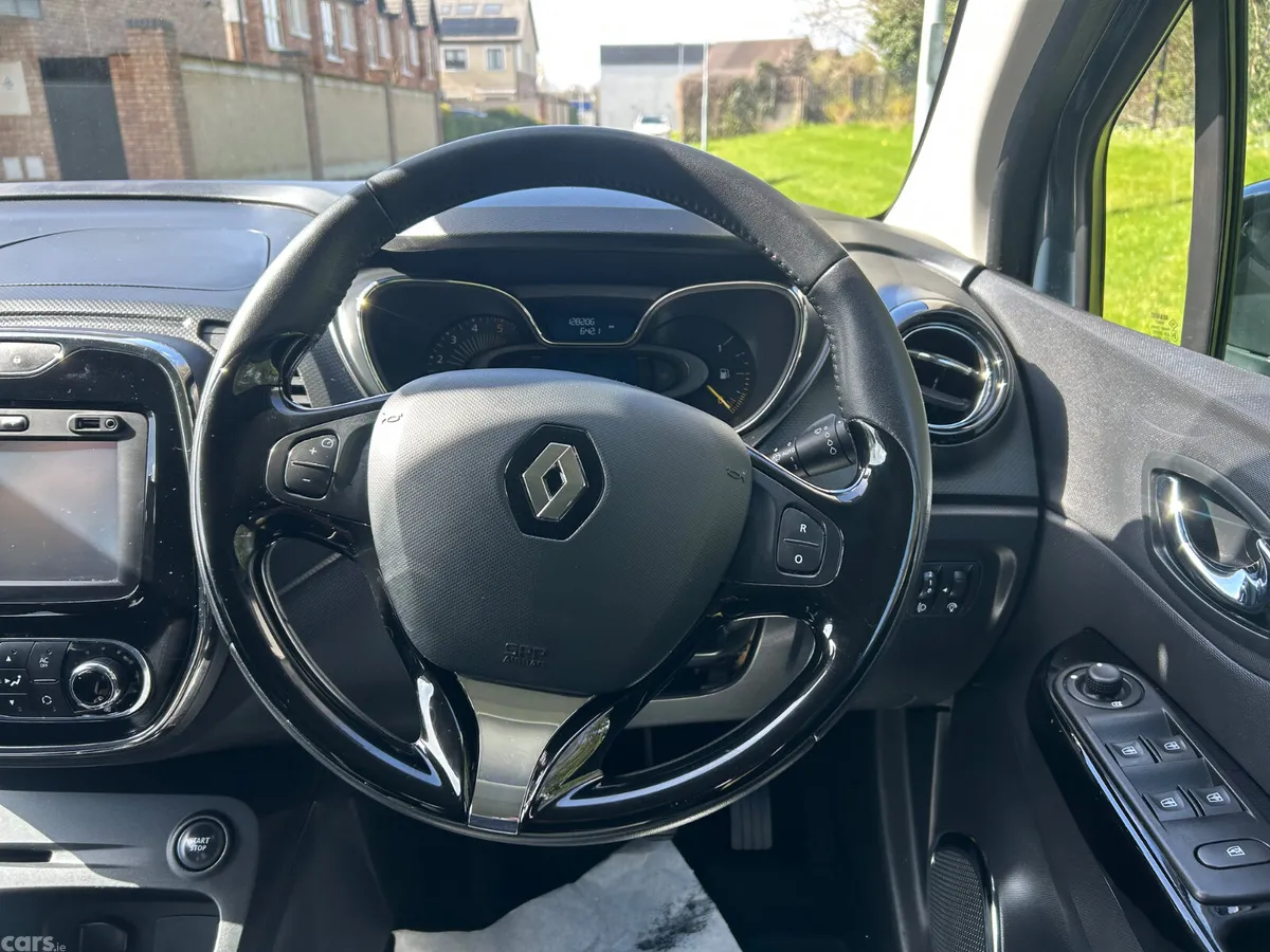 Renault Captur Hatchback, Diesel, 2015, Blue