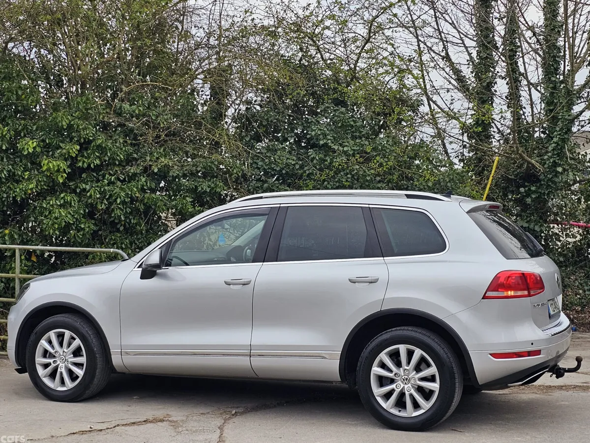 Volkswagen Touareg SUV, Diesel, 2013, Silver