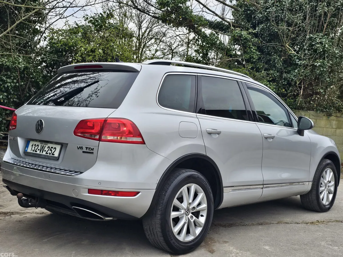 Volkswagen Touareg SUV, Diesel, 2013, Silver