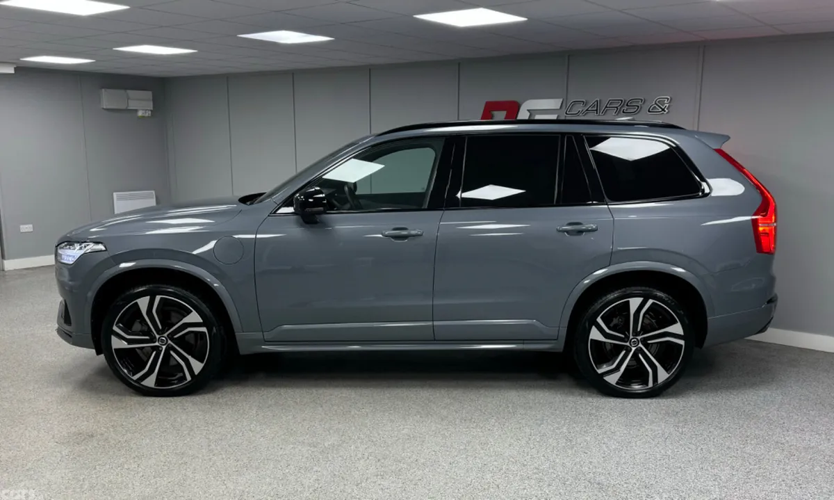 Volvo XC90 SUV, Petrol Hybrid, 2022, Grey