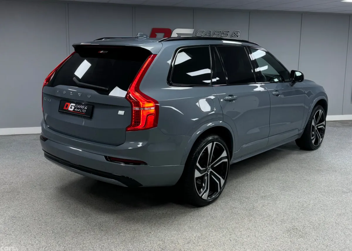 Volvo XC90 SUV, Petrol Hybrid, 2022, Grey
