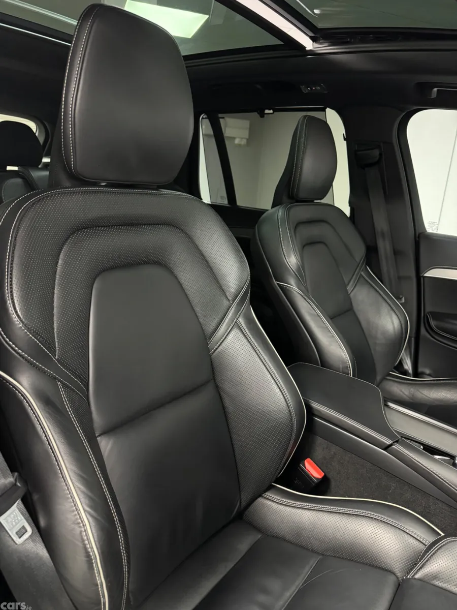 Volvo XC90 SUV, Petrol Hybrid, 2022, Grey