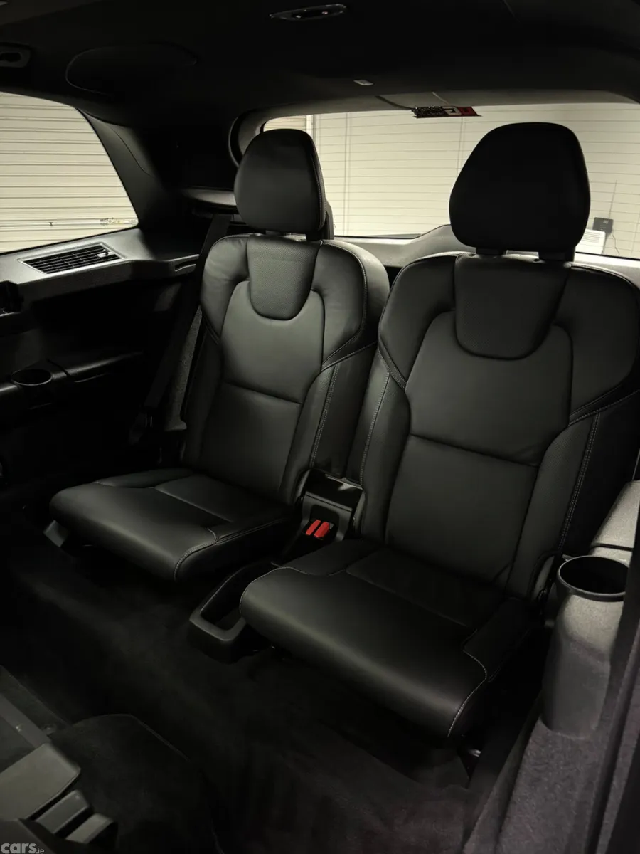 Volvo XC90 SUV, Petrol Hybrid, 2022, Grey