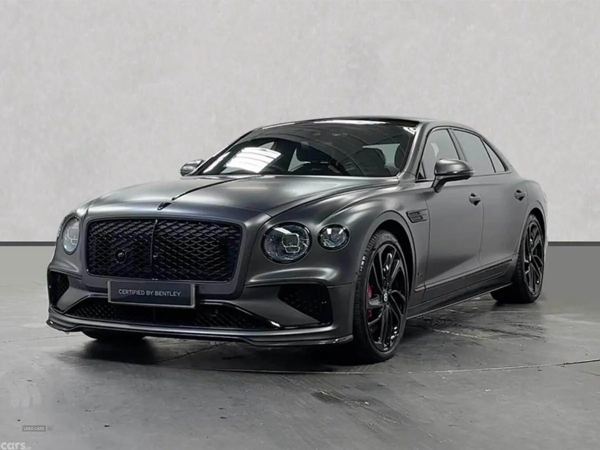 Bentley Flying Spur Saloon, Electric, 2025, Grey