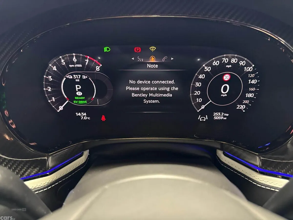 Bentley Flying Spur Saloon, Electric, 2025, Grey