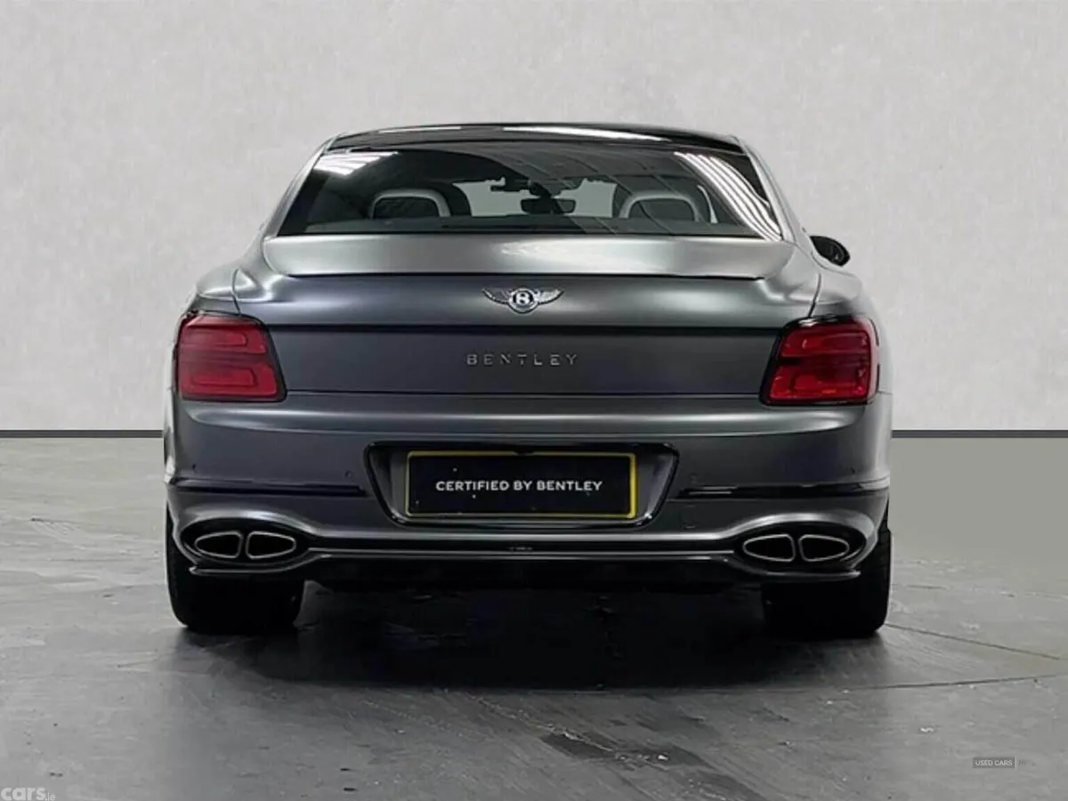Bentley Flying Spur Saloon, Electric, 2025, Grey