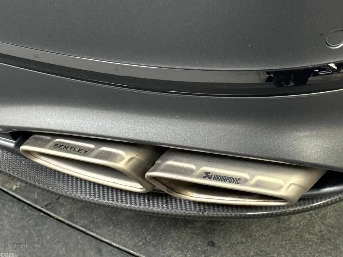 Bentley Flying Spur Saloon, Electric, 2025, Grey