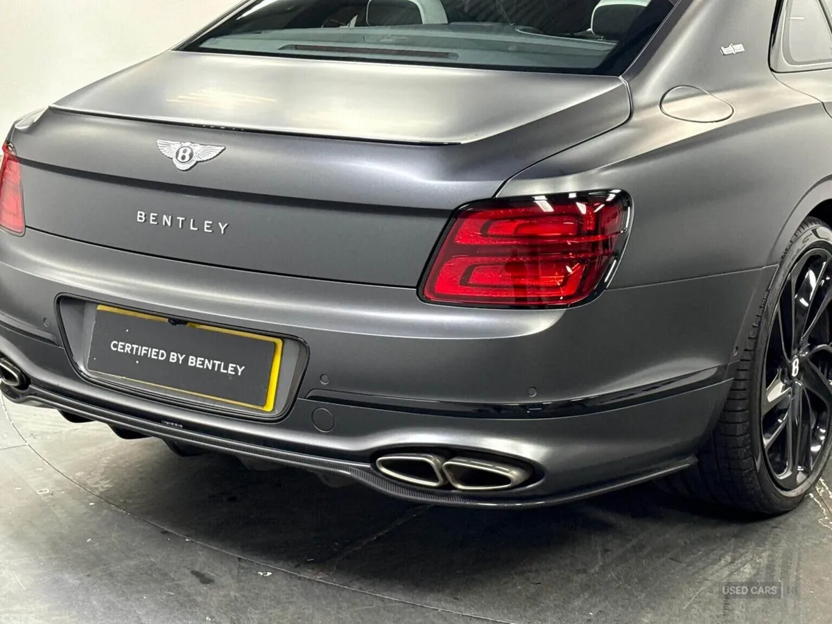 Bentley Flying Spur Saloon, Electric, 2025, Grey
