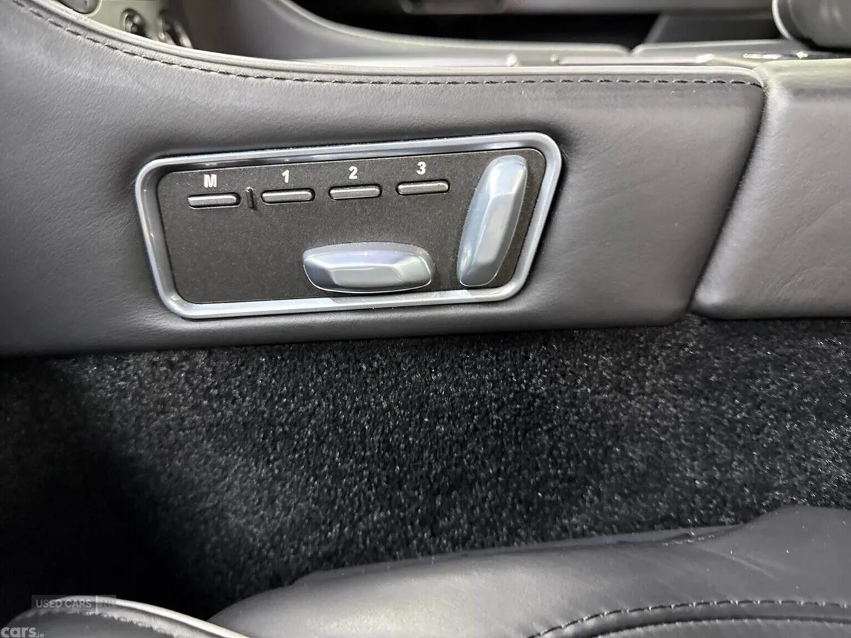 Aston Martin Other , Petrol, 2012, Silver
