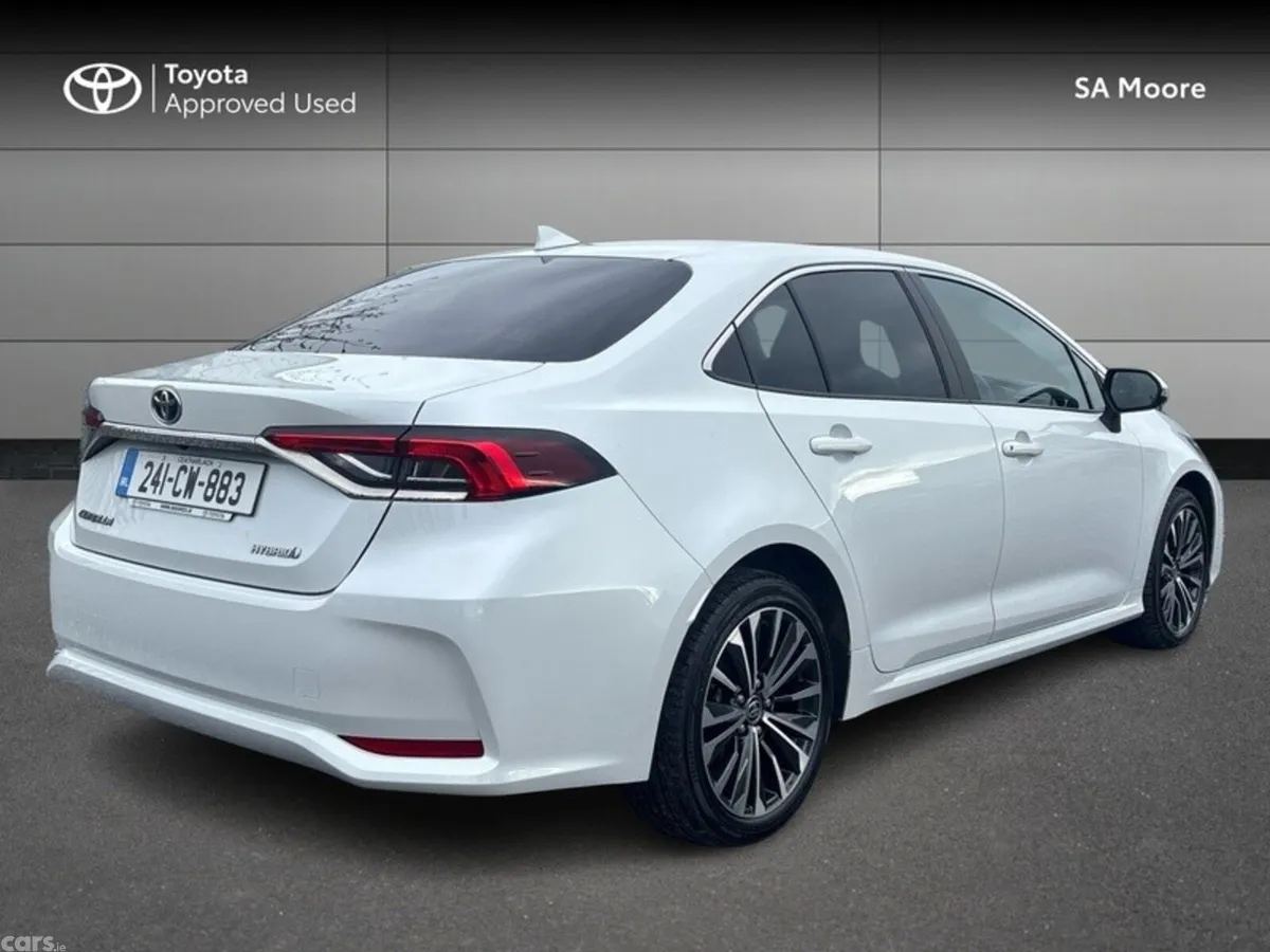 Toyota Corolla Saloon, Petrol Hybrid, 2024, White