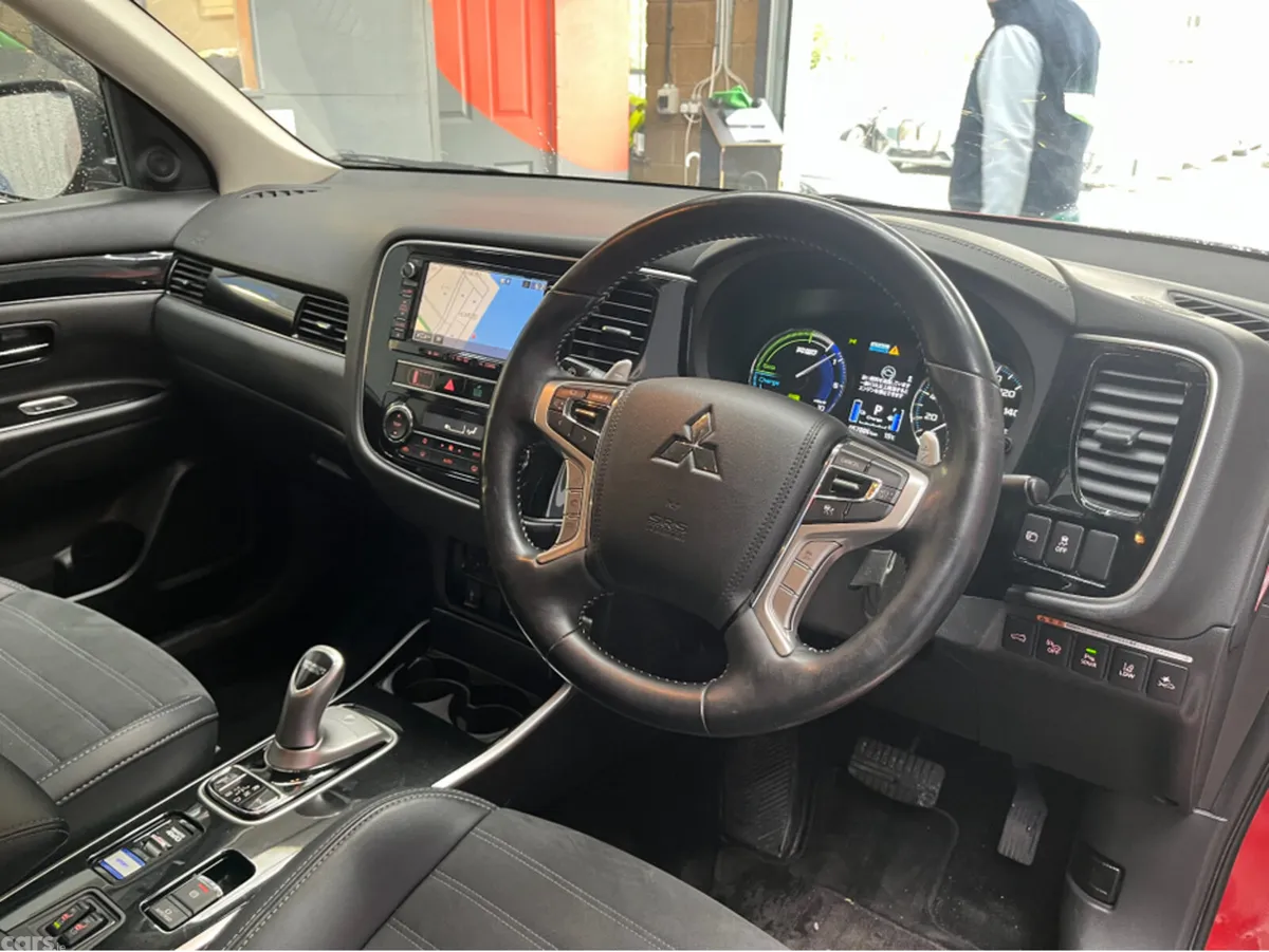 Mitsubishi Outlander SUV, Petrol Plug-in Hybrid, 2019, Red