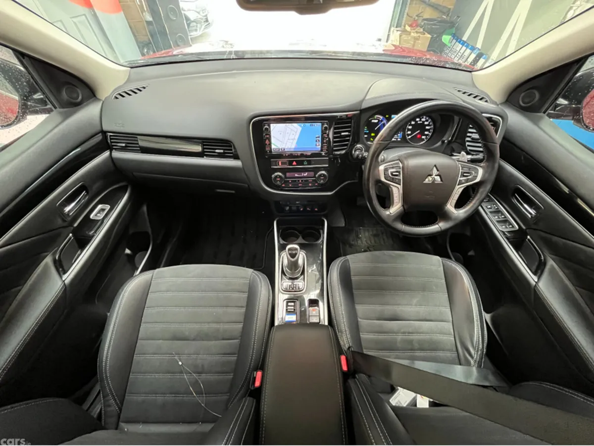 Mitsubishi Outlander SUV, Petrol Plug-in Hybrid, 2019, Red