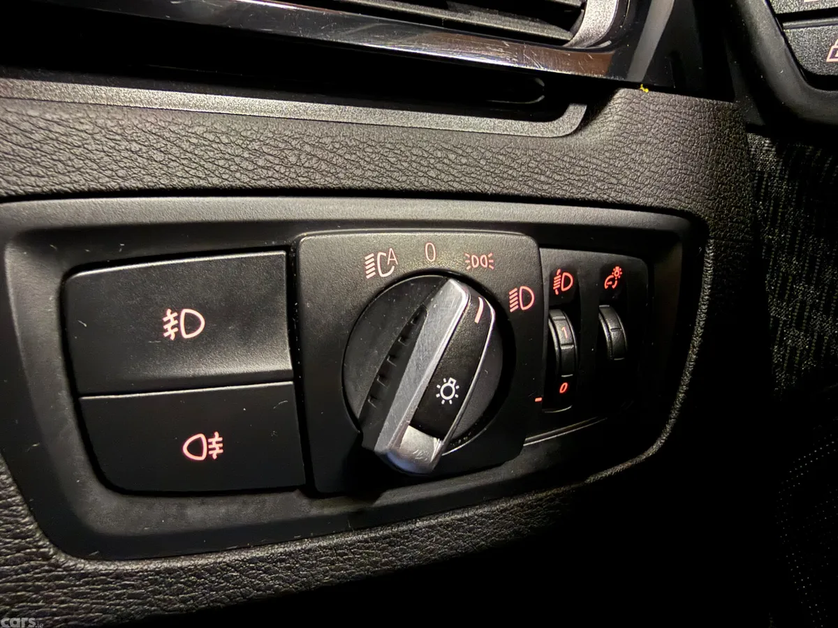 BMW X1 Estate/Jeep, Diesel, 2020, White