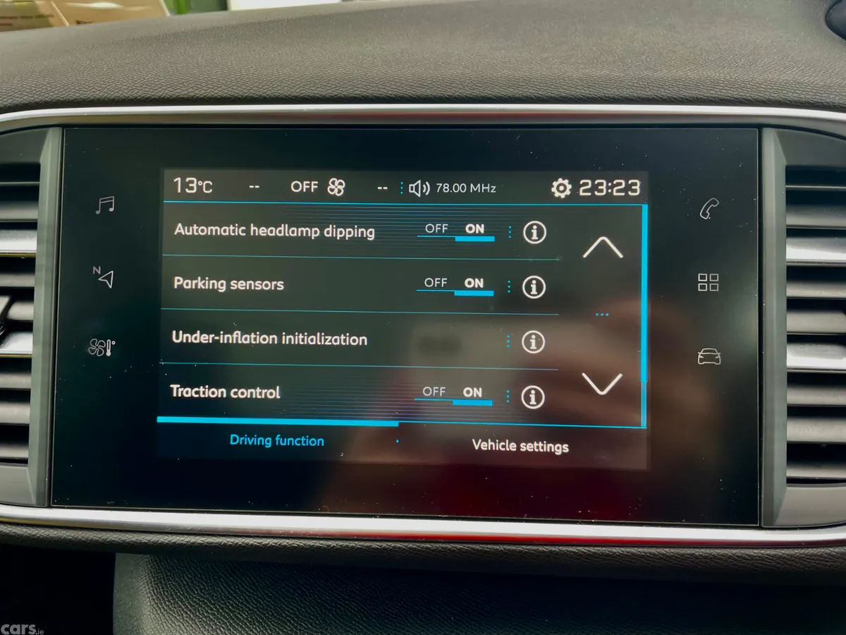 Peugeot 308 Estate, Diesel, 2018, Red