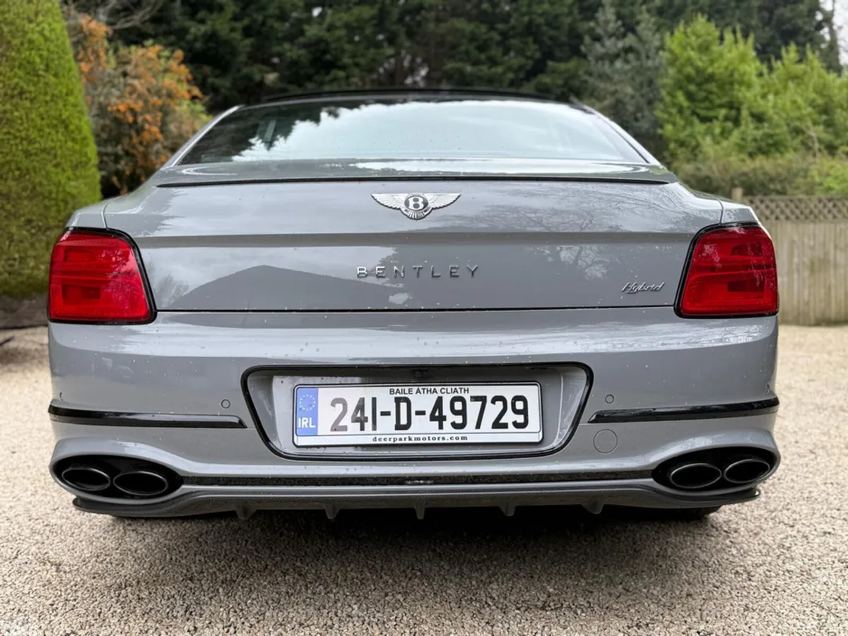 Bentley Flying Spur Saloon, Petrol Plug-in Hybrid, 2024, Grey