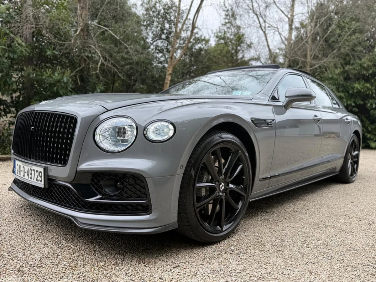 Bentley Flying Spur Saloon, Petrol Plug-in Hybrid, 2024, Grey