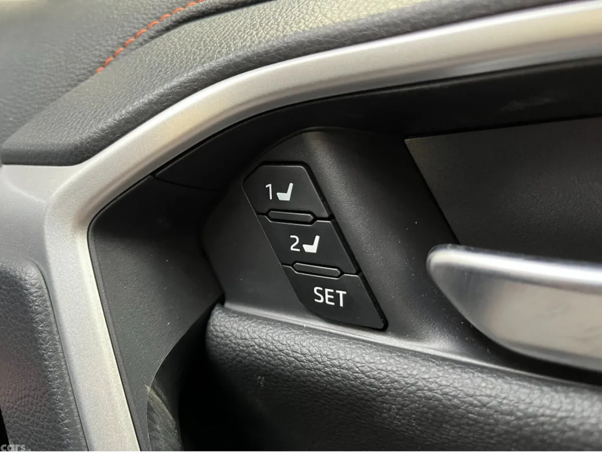 Toyota RAV4 SUV, Petrol Hybrid, 2025, Red