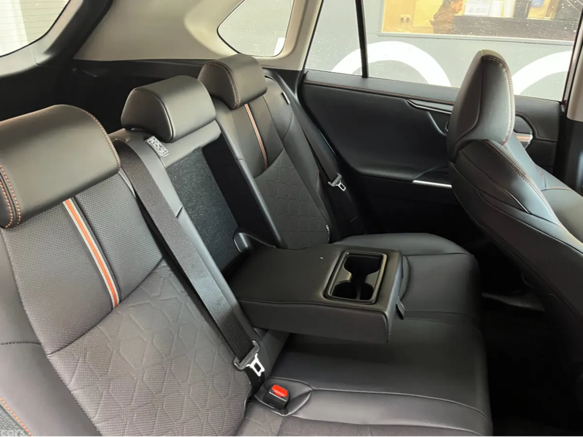 Toyota RAV4 SUV, Petrol Hybrid, 2025, Red