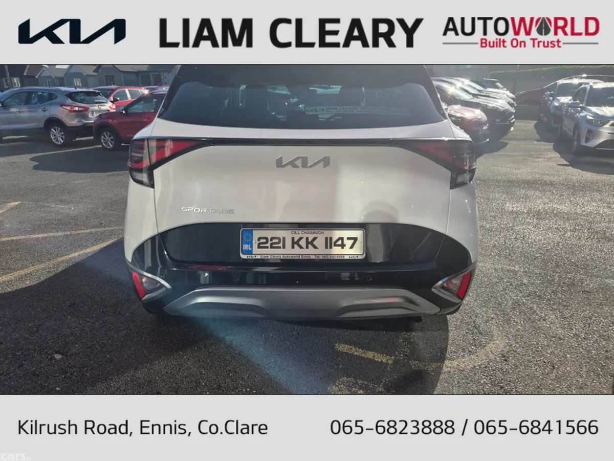 Kia Sportage MPV, Diesel, 2022, White