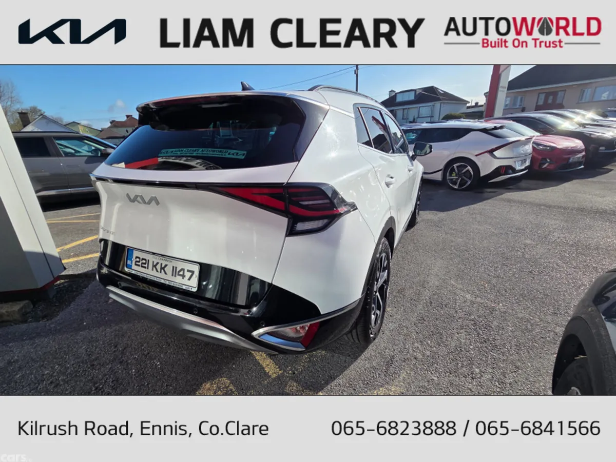 Kia Sportage MPV, Diesel, 2022, White