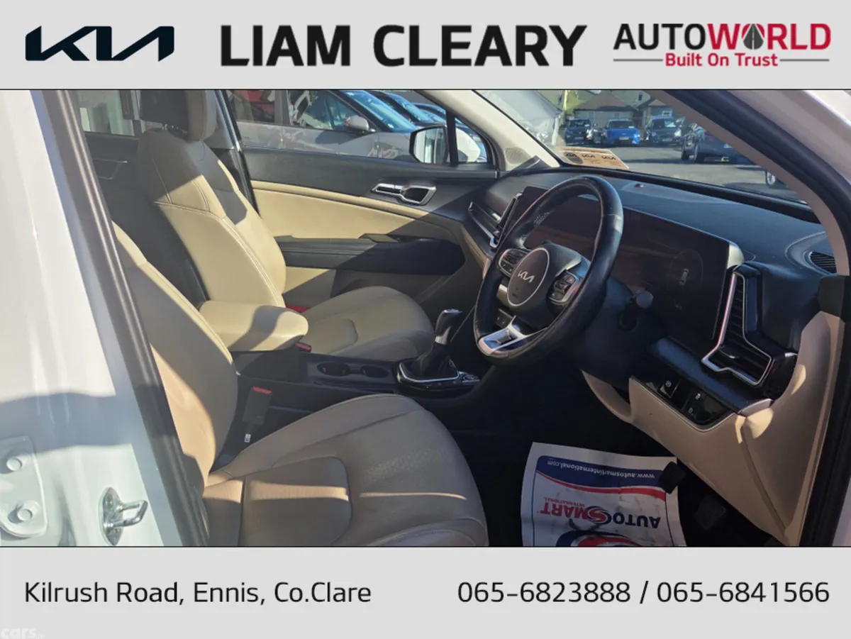Kia Sportage MPV, Diesel, 2022, White