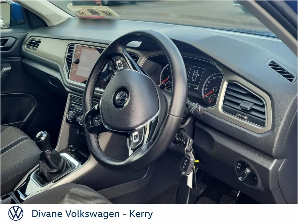 Volkswagen T-Roc SUV, Diesel, 2020, Blue